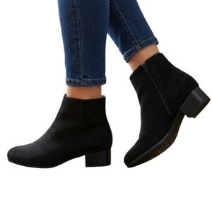 Time and Tru Women's Faux Suede Ankle Boots Size 11W